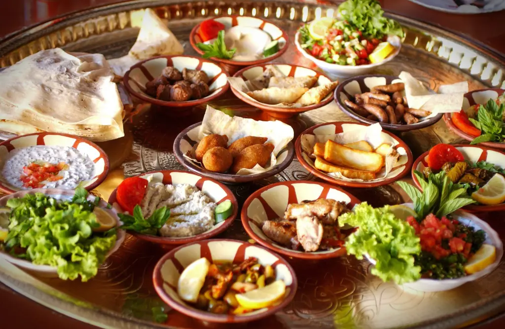 Petra Dining